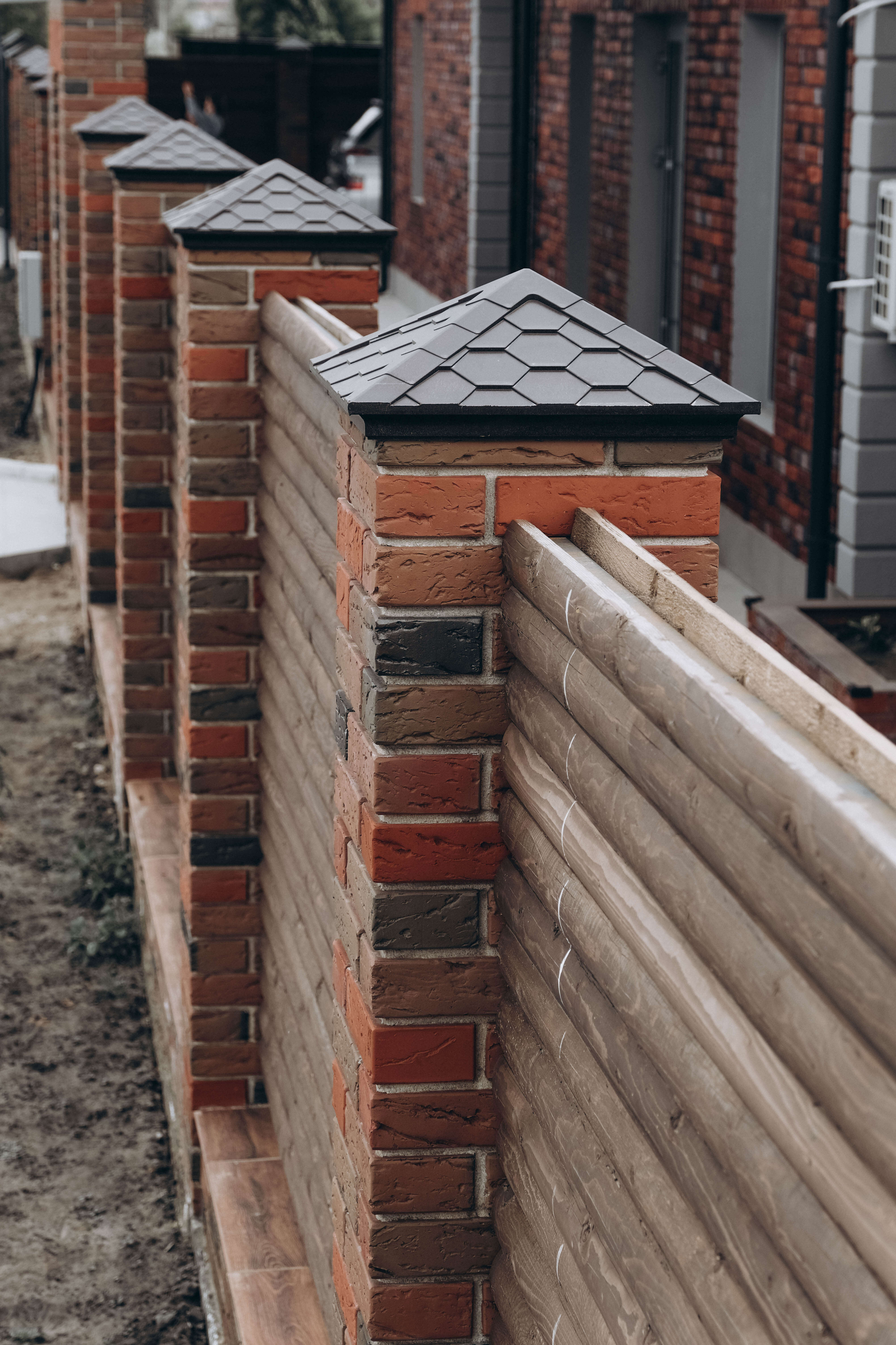 Колпак Zking Эверест Коричневый на столб 1.5х1.5 кирпича (390х390мм) в Сухуме фото